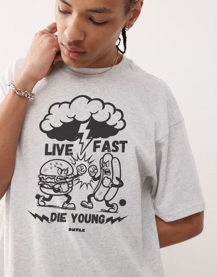Live Fast, Die Young T-Shirt